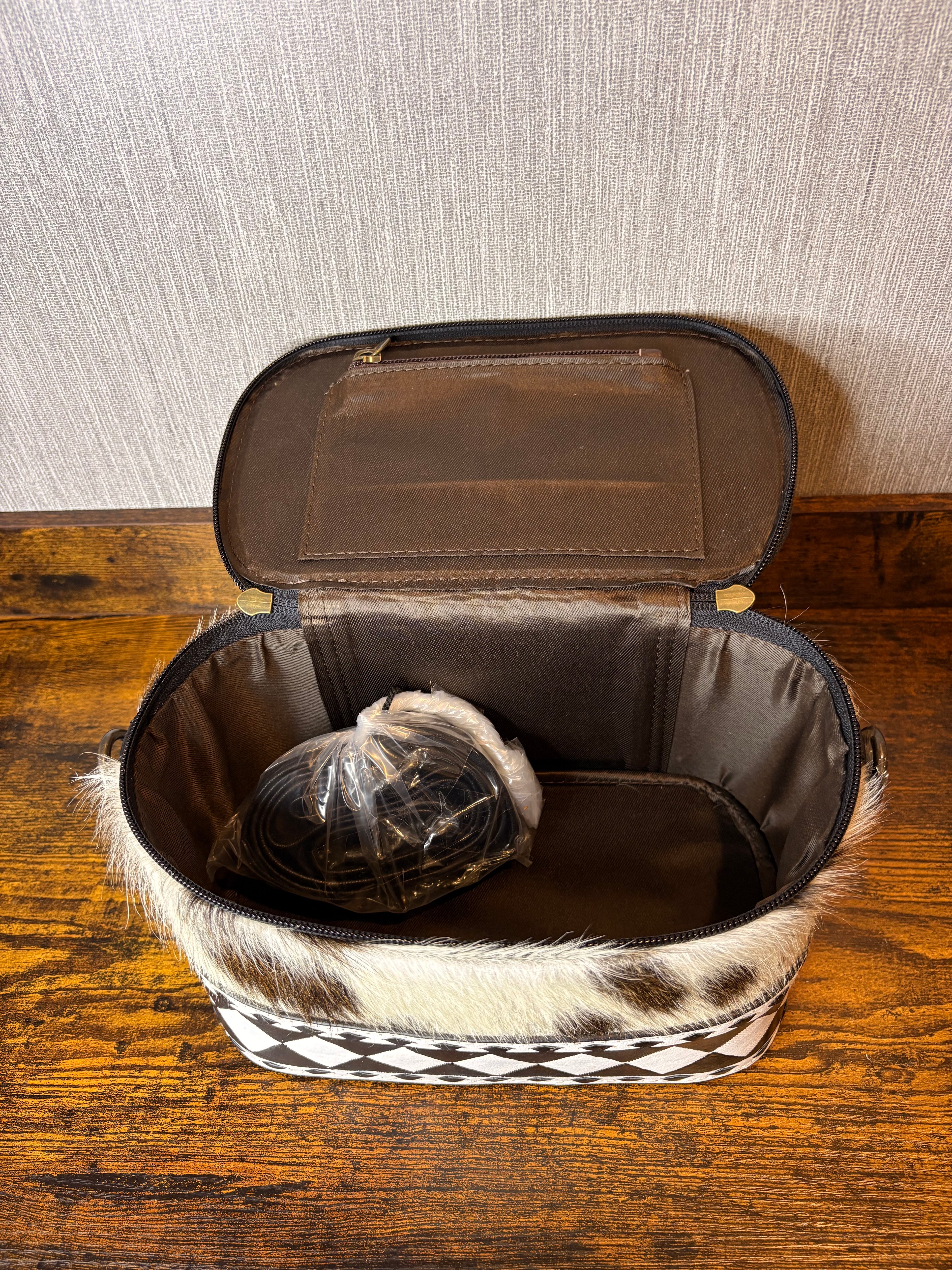 Checkered Leather Cowhide Hairon Make up Case black and white